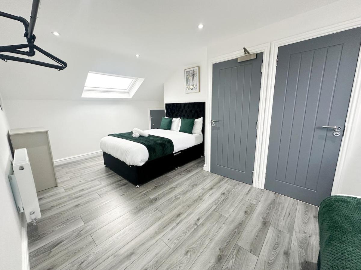 Contractors Dream, 4 Bedroom 2 Bathroom Liverpool Exterior foto
